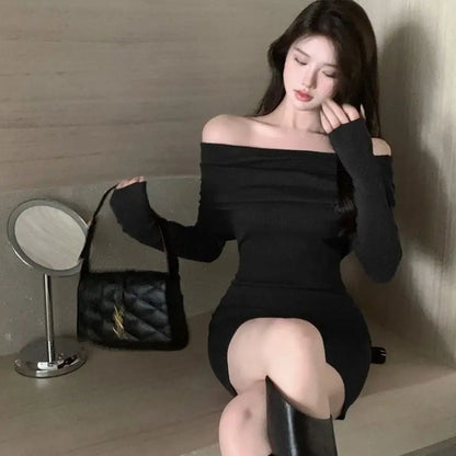 Spicy Girl Be Careful with the Machine One Shoulder Slim Fit Chic Hip Hugging Short Skirt Women's Korean Gentle Long Sleeved